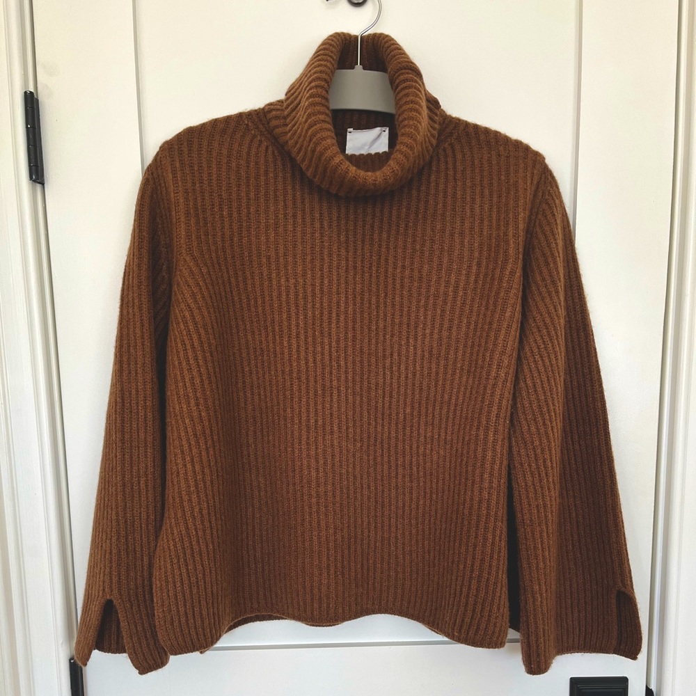 COPY - MJ Watson 100% cashmere turtleneck sweater, size M.